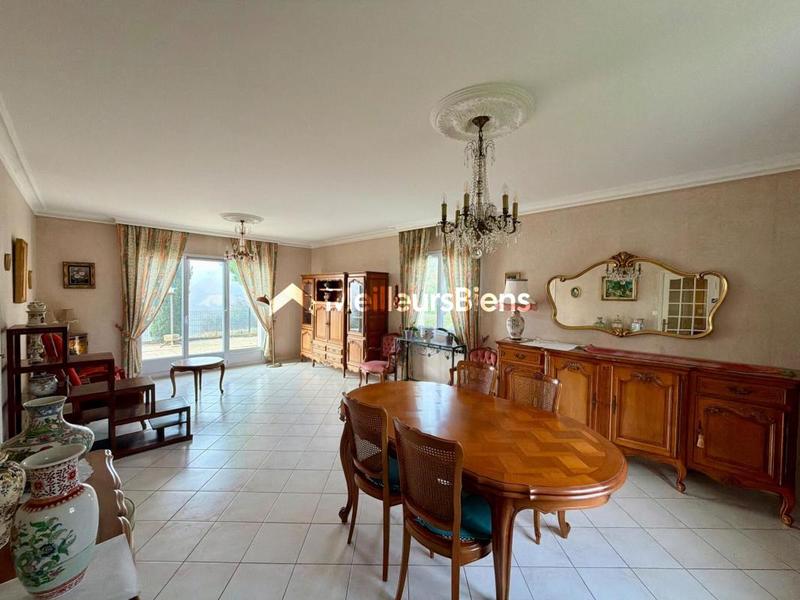 Pavillon - 105 m² - 5 pièces