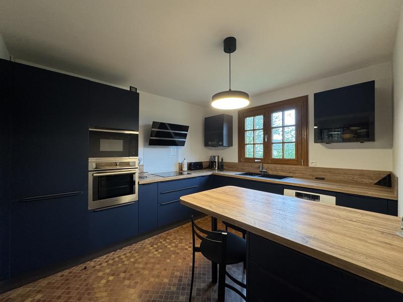 Maison - 160 m² - 5 pièces