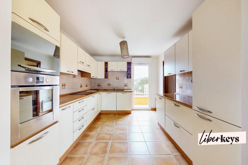 Maison - 91 m² - 4 pièces