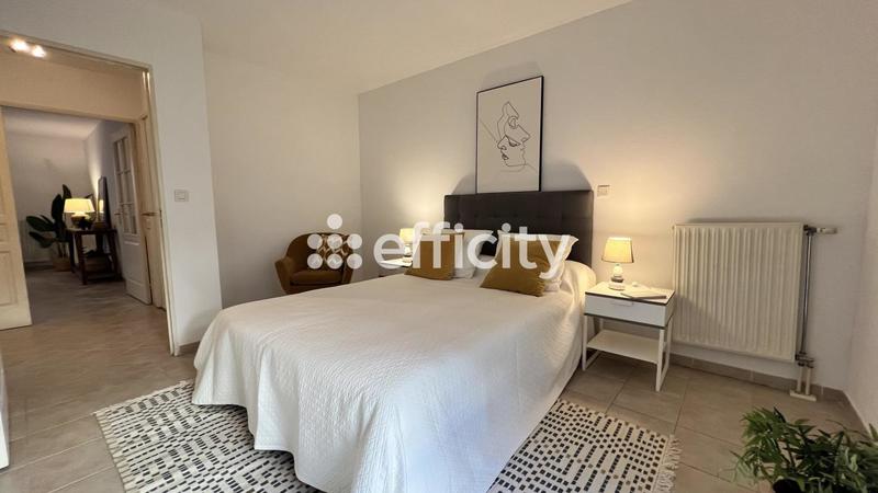 Appartement - 94 m² - 4 pièces