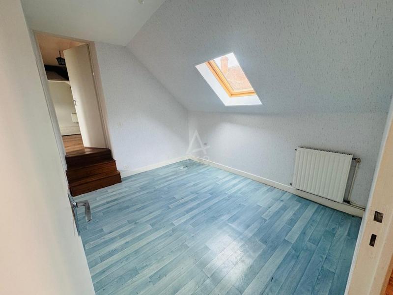 Maison - 143 m² - 7 pièces