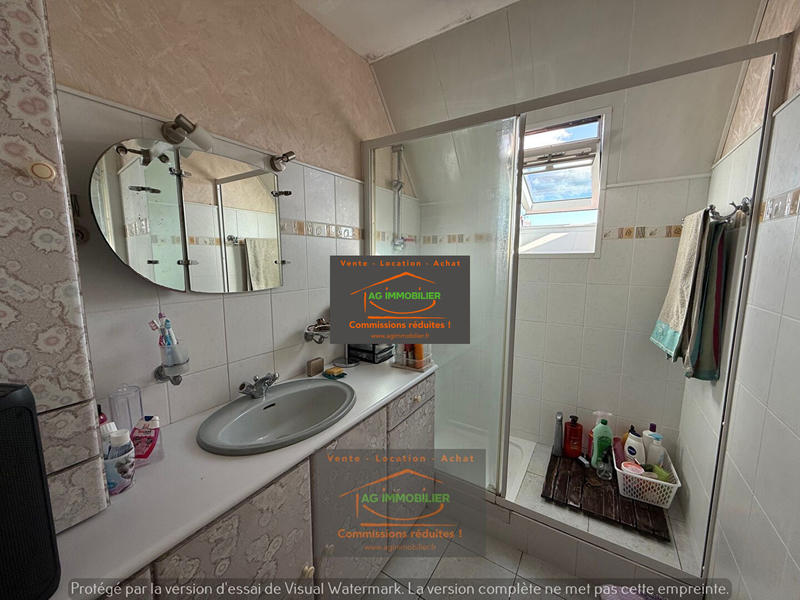 Maison - 97 m² - 6 pièces