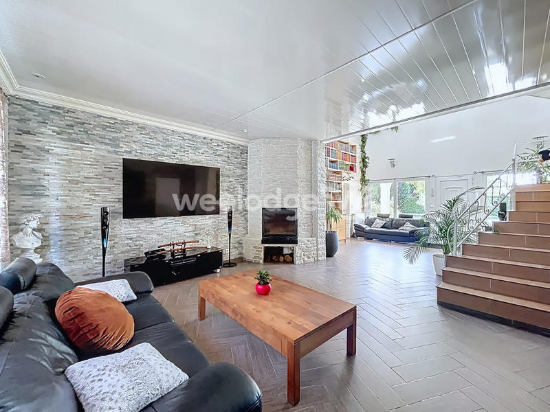 Villa - 310 m² - 7 pièces