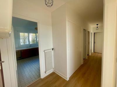 Appartement - 75 m² - 3 pièces