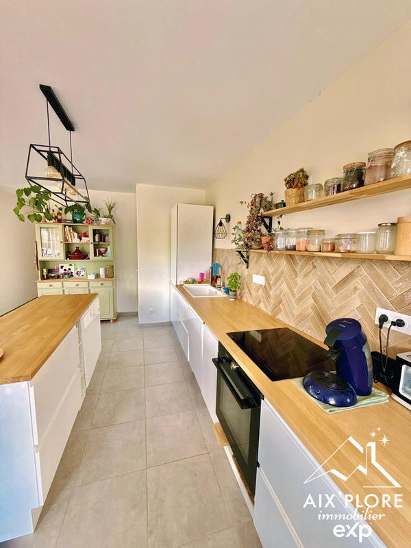 Appartement - 92 m² - 4 pièces