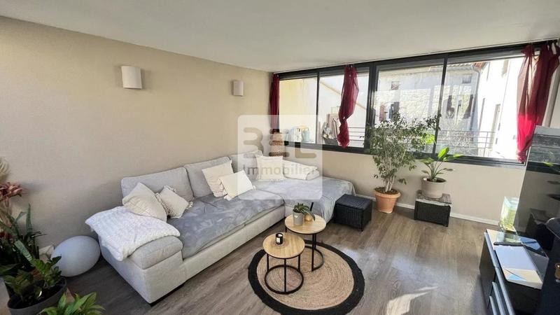 Maison de village - 210 m² - 7 pièces