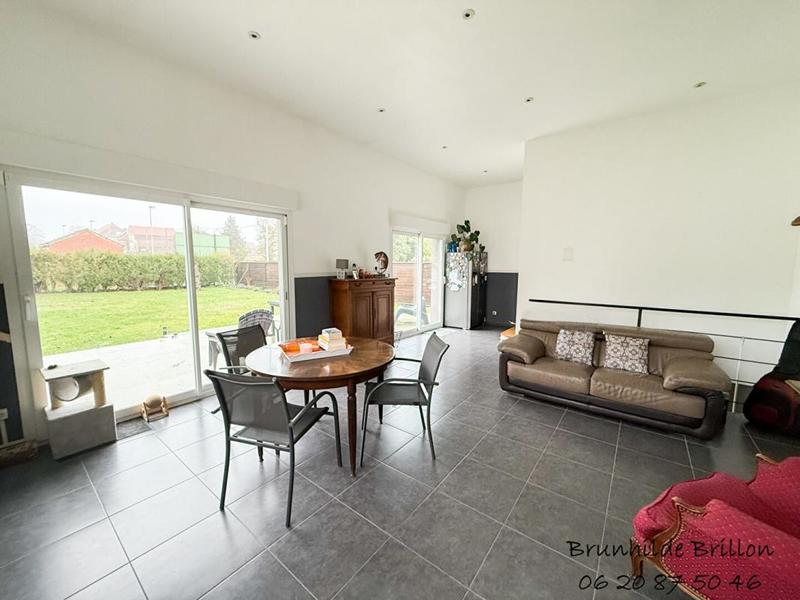 Maison - 225 m² - 9 pièces