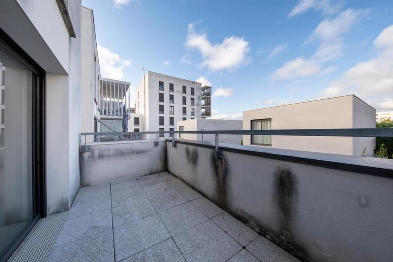 Appartement - 83 m² - 4 pièces