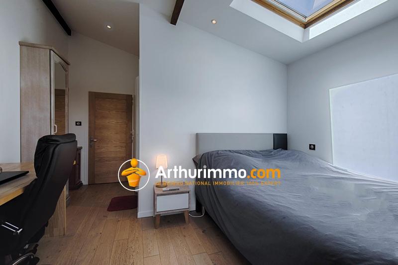 Maison - 181 m² - 6 pièces