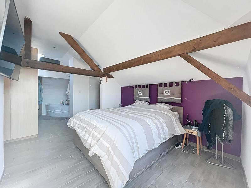 Maison - 110 m² - 4 pièces