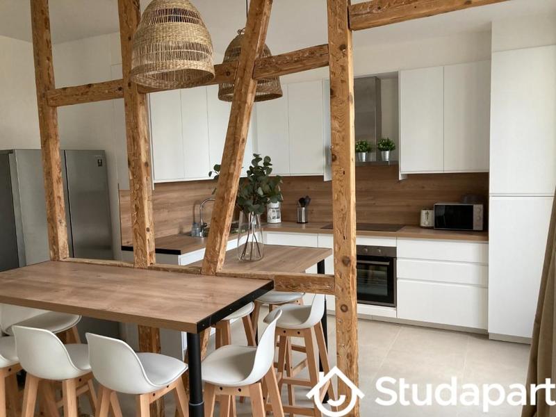 Chambre - 14 m² - 1 pièce