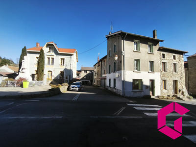 Maison - 73 m² - 7 pièces