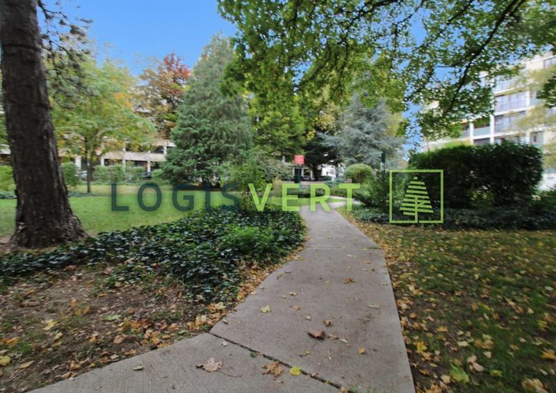 Appartement - 132 m² - 8 pièces