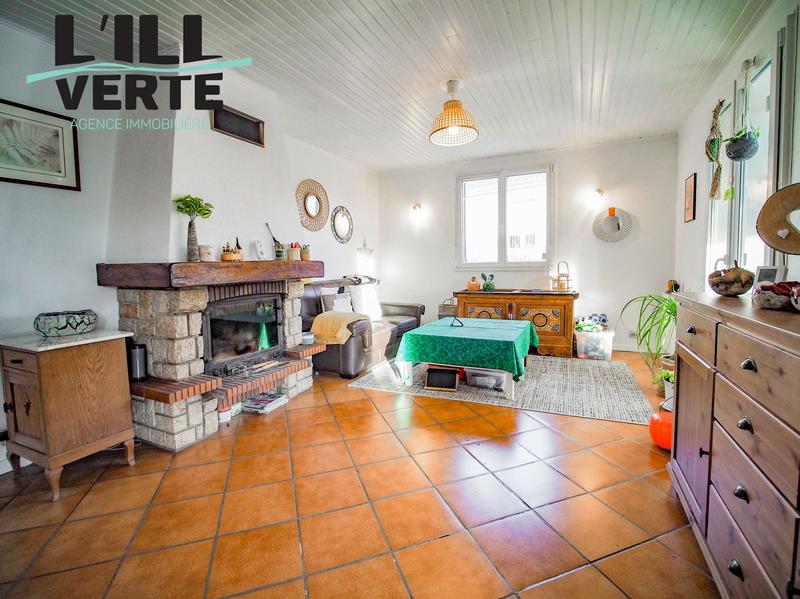 Maison - 90 m² - 5 pièces