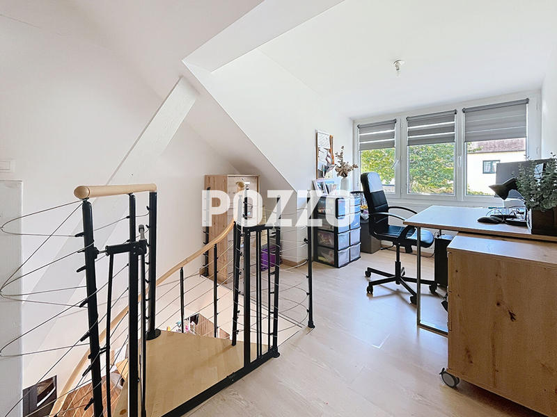 Maison - 102 m² - 5 pièces