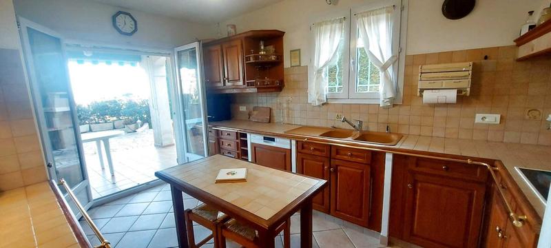 Villa - 139 m² - 6 pièces