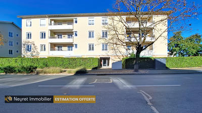 Appartement - 81 m² - 4 pièces