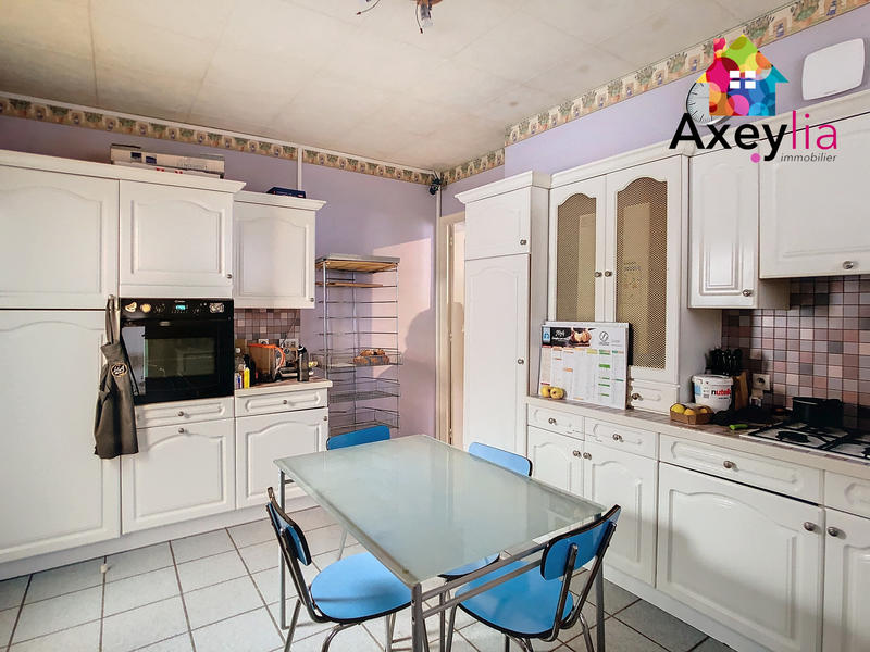 Fonds de commerce - Magasins - 234 m²