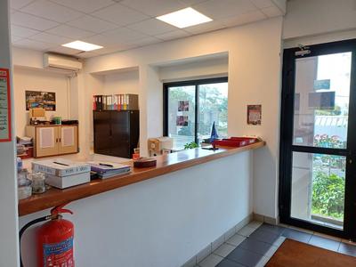 Bureau - 458 m²