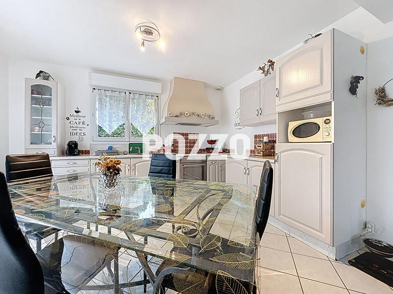 Maison - 84 m² - 4 pièces