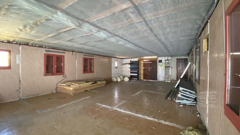 Local commercial - 103 m² - 1 pièce