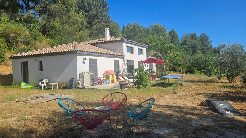 Villa - 160 m² - 5 pièces