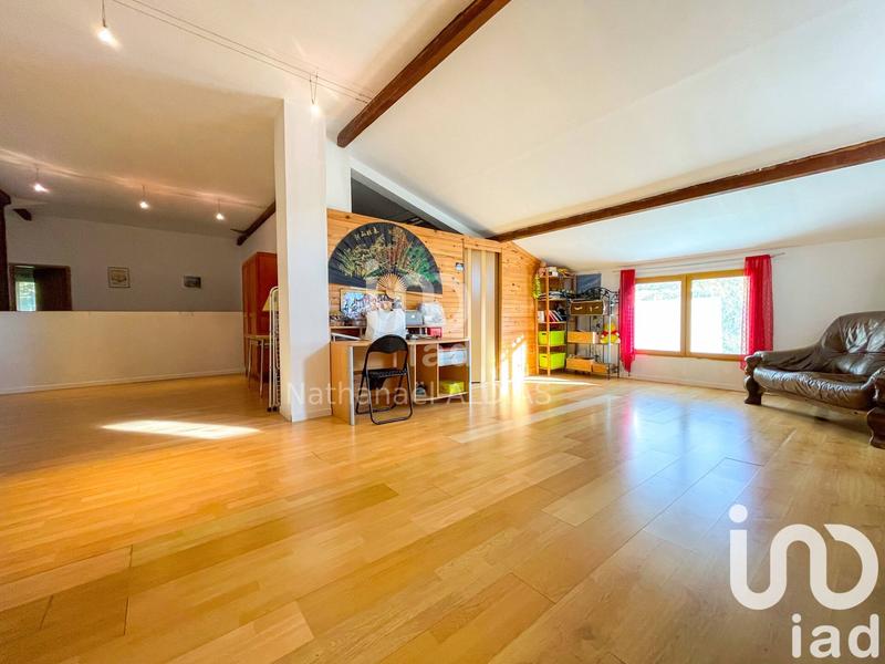 Maison - 731 m² - 15 pièces