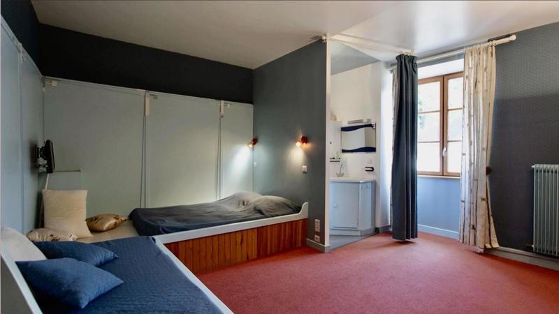 Maison de maîtres - 400 m² - 18 pièces