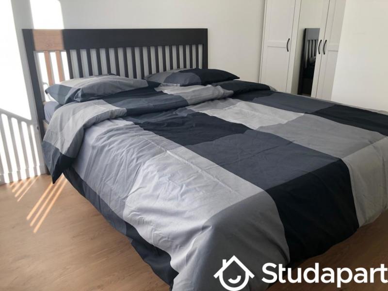 Chambre - 12 m² - 1 pièce