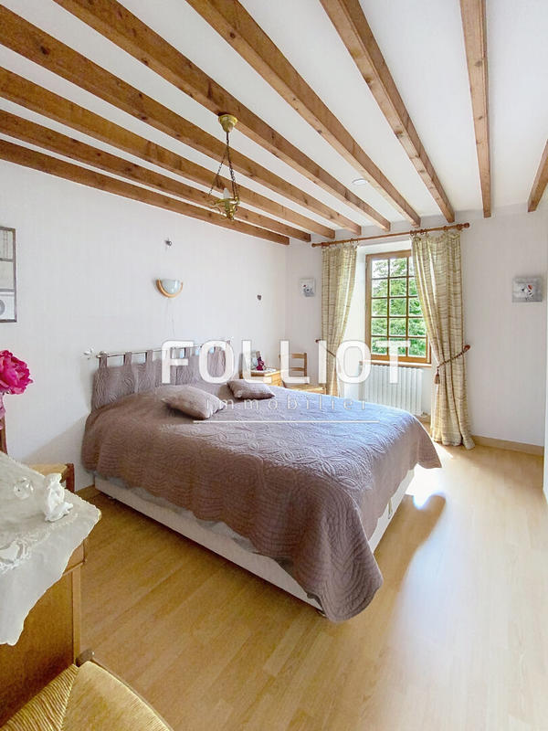 Maison - 180 m² - 7 pièces