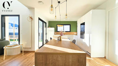 Maison - 122 m² - 6 pièces