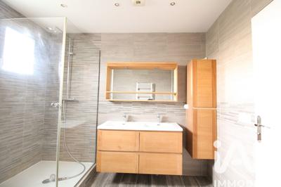 Maison - 103 m² - 5 pièces