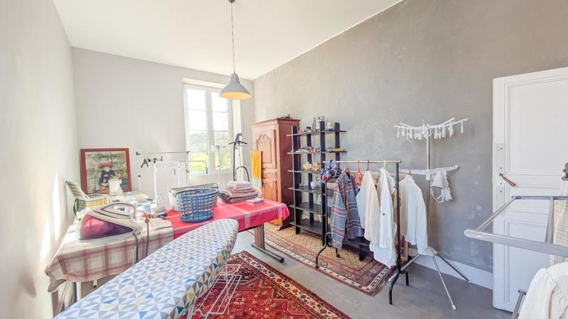 Maison de maîtres - 460 m² - 10 pièces