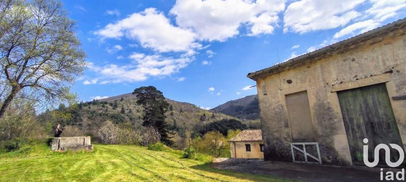 Maison - 243 m² - 15 pièces