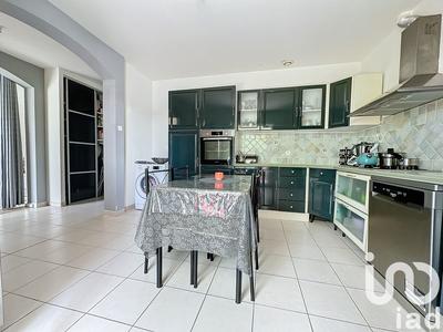 Maison - 166 m² - 7 pièces