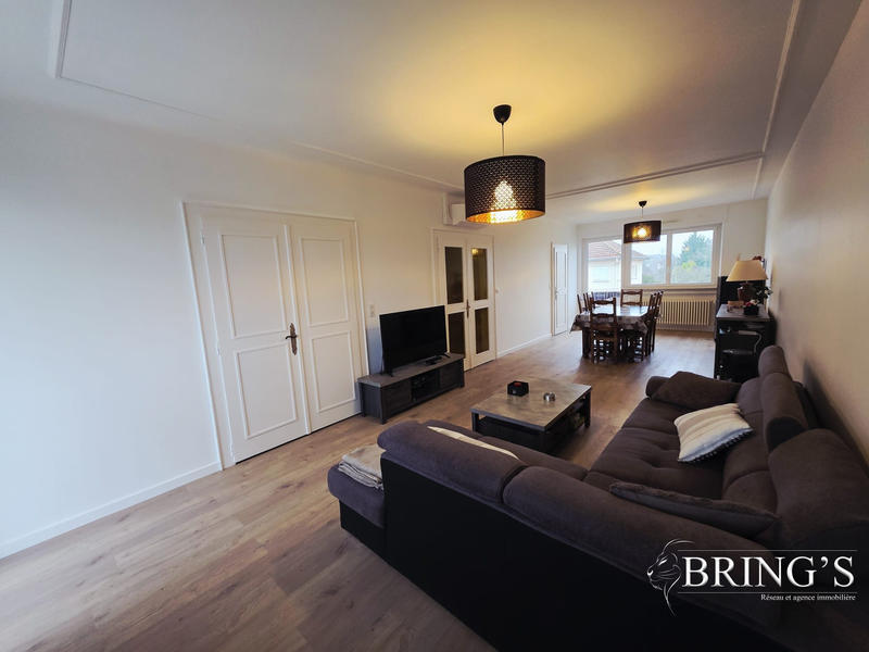 Appartement - 146 m² - 6 pièces