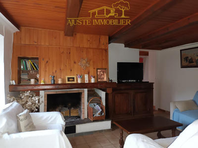 Maison - 90 m² - 5 pièces