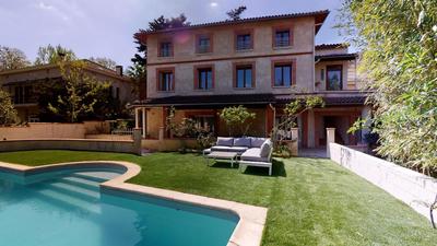 Appartement - 303 m²