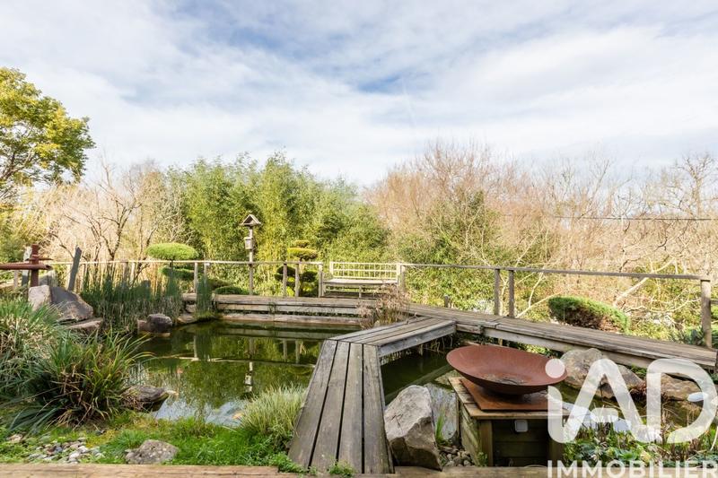 Maison de maîtres - 244 m² - 8 pièces