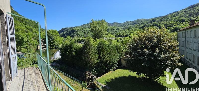 Maison - 174 m² - 8 pièces