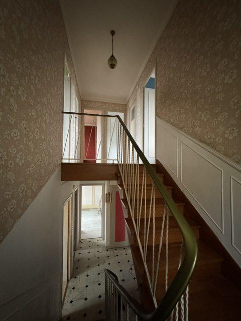 Maison traditionnelle - 132 m² - 6 pièces