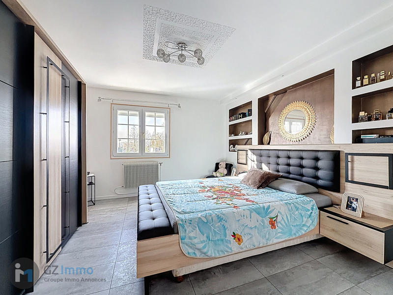 Maison - 246 m² - 6 pièces