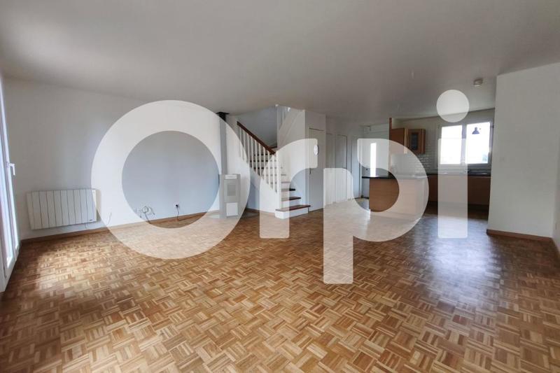 Maison - 94 m² - 4 pièces