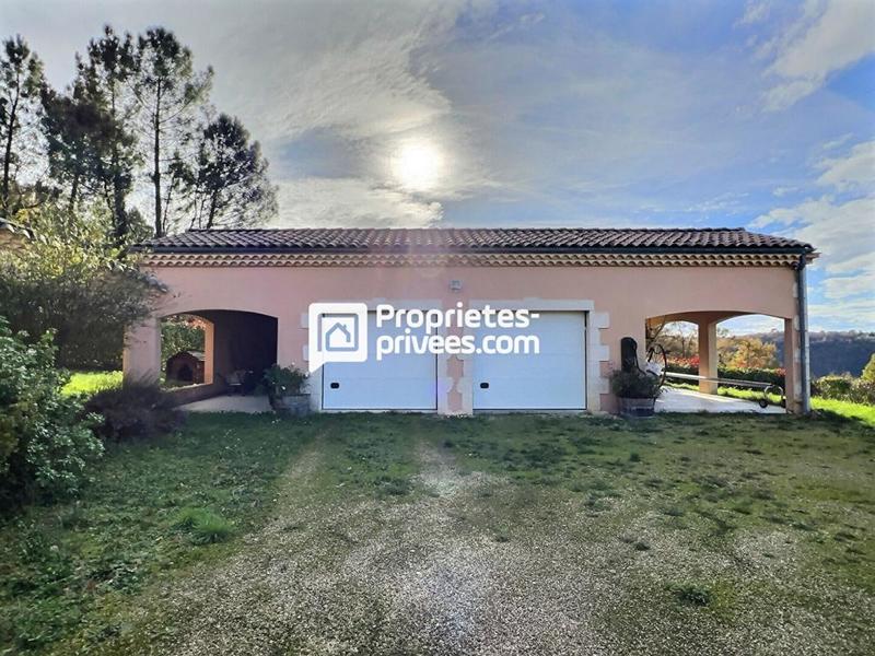 Maison - 190 m² - 5 pièces