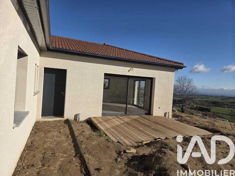 Maison - 101 m² - 4 pièces