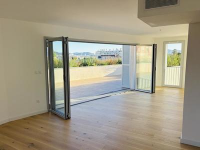 Appartement - 88 m² - 4 pièces