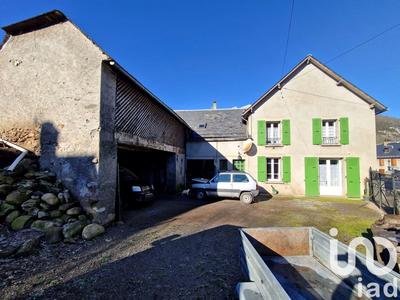 Maison - 183 m² - 9 pièces