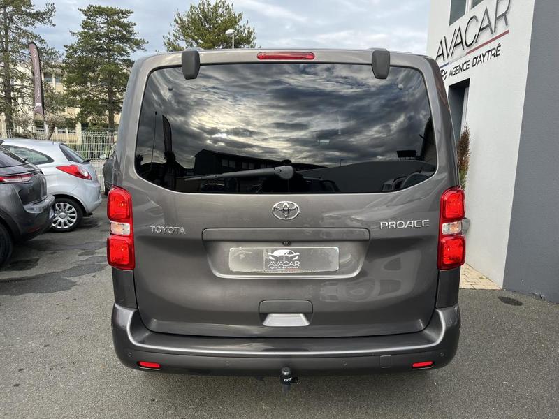 Toyota Proace Verso Medium 2.0 150 Ch d-4d Executive 8 places *Attelage amovible/Toit panoramique