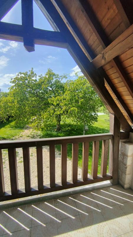 Maison - 360 m² - 15 pièces