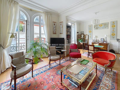 Appartement - 127 m² - 6 pièces